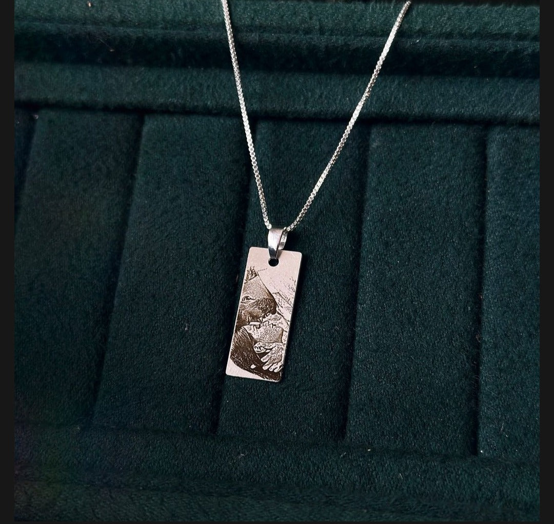 Customized Eye locket